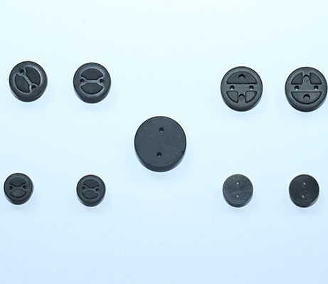 Terminal cover plate for aluminum electrolytic capacitors